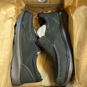 Men’s propet Owen loafer, Black, 9E